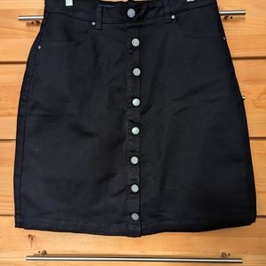 Universal Standard XS (10-12) black denim skirt never worn.